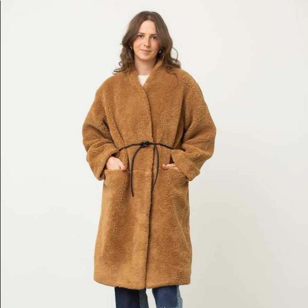 Malaga coat by Atelier Delphine